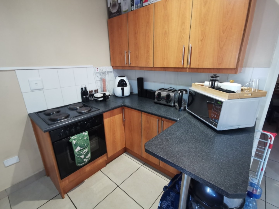To Let 2 Bedroom Property for Rent in Die Bult North West
